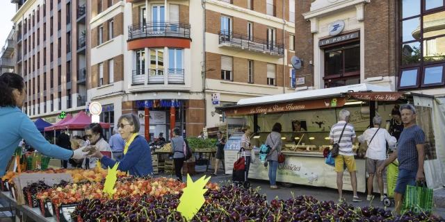 Europe, France, Occitanie, Midi-Pyrénées, Tarn-et-Garonne, Montauban, allées de l'Empereur, // Europe, France, Occitanie, Midi-Pyrenees, Tarn-et-Garonne, Montauban, Empereur aisles,