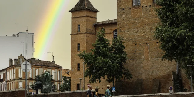 Europe, France, Occitanie, Midi-Pyrénées, Tarn-et-Garonne, Montauban, place des Fontaines, // Europe, France, Occitanie, Midi-Pyrenees, Tarn-et-Garonne, Montauban, Fontaines square,